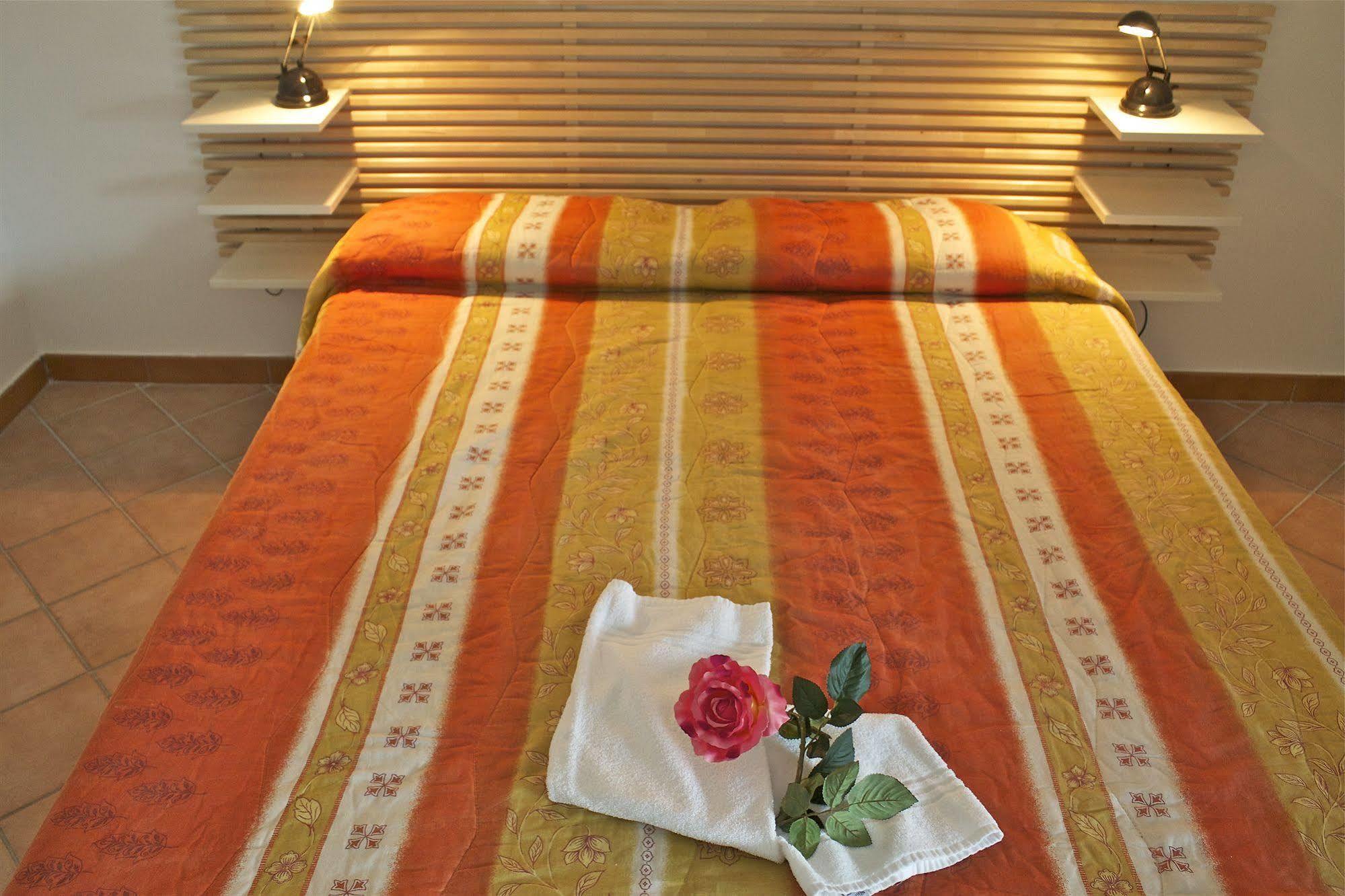 Residence Sol Levante Фраскаті Екстер'єр фото