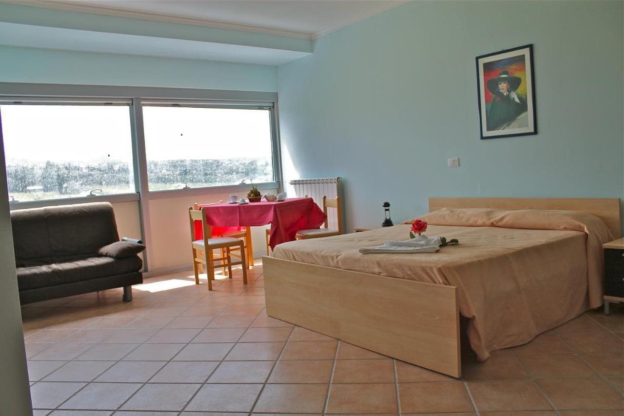 Residence Sol Levante Фраскаті Екстер'єр фото