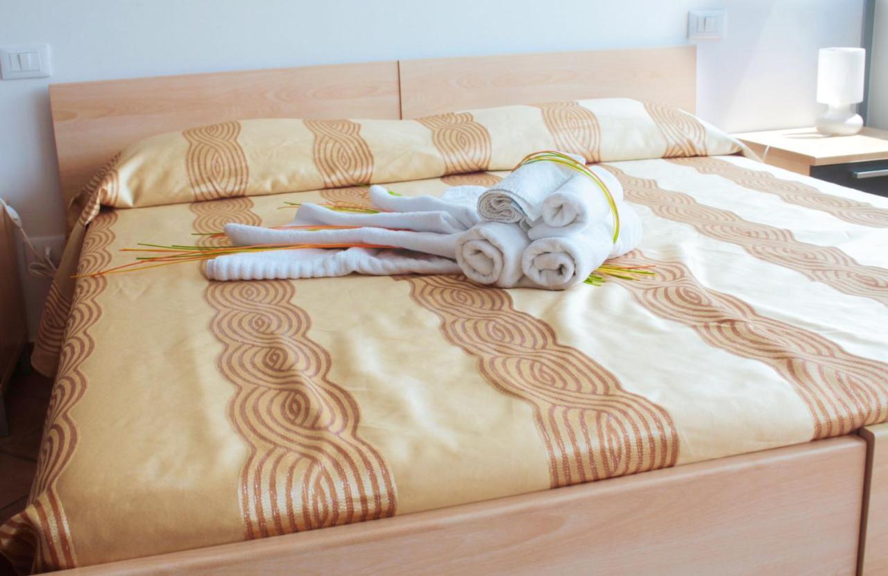 Residence Sol Levante Фраскаті Екстер'єр фото