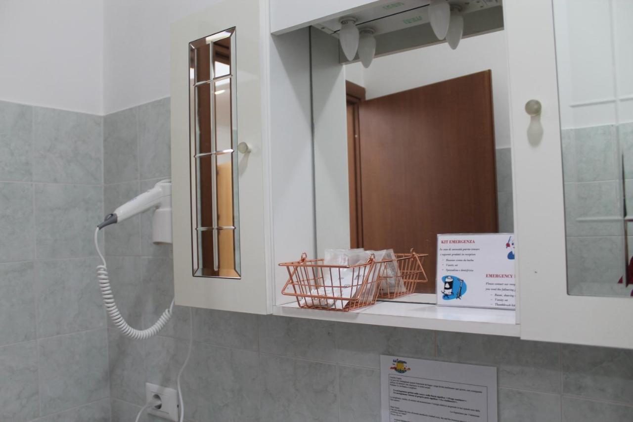 Residence Sol Levante Фраскаті Екстер'єр фото